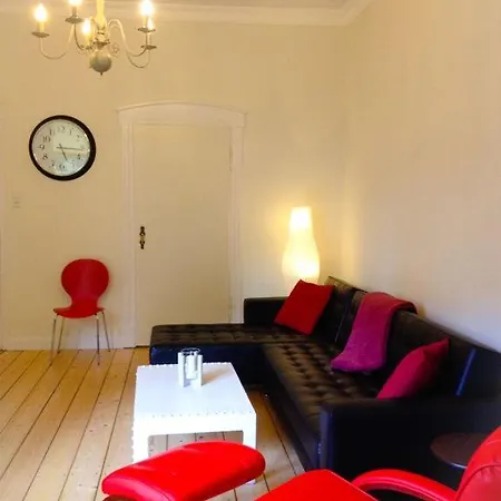 Top Lage! Appartement Im Herzen Von Einbeck! 3 Schlafzimmer, Garten! Exterior photo