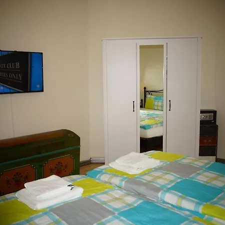 Top Lage! Appartement Im Herzen Von Einbeck! 3 Schlafzimmer, Garten! Exterior photo